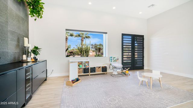 7417 E Paradise Drive, Scottsdale, AZ 85260