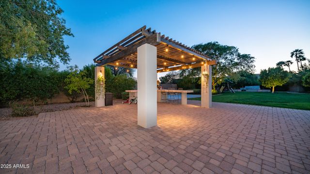 7417 E Paradise Drive, Scottsdale, AZ 85260