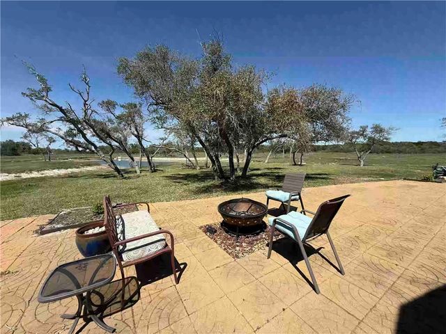 32 Augusta Circle, Aransas Pass, TX 78336