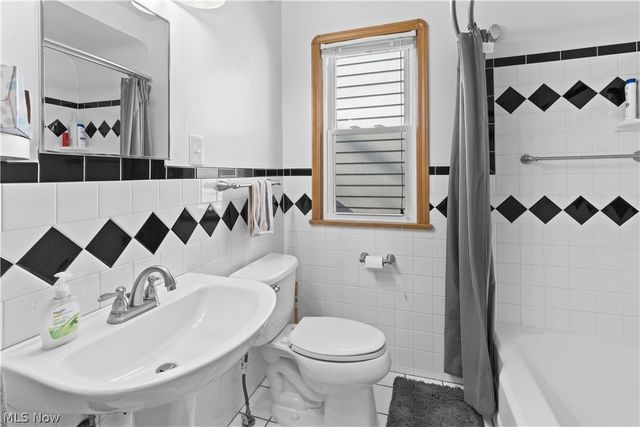 6394 Westminster Drive, Parma, OH 44129