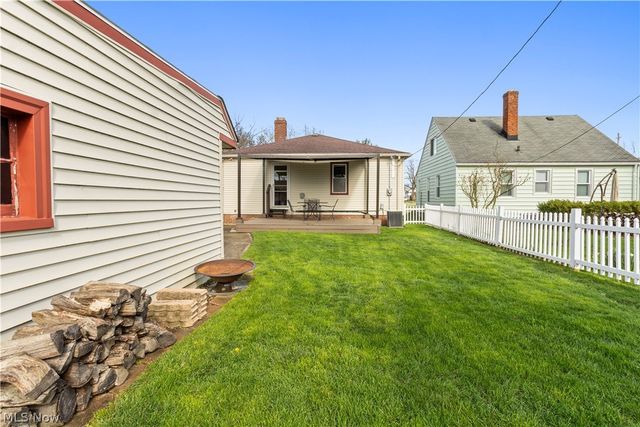 6394 Westminster Drive, Parma, OH 44129