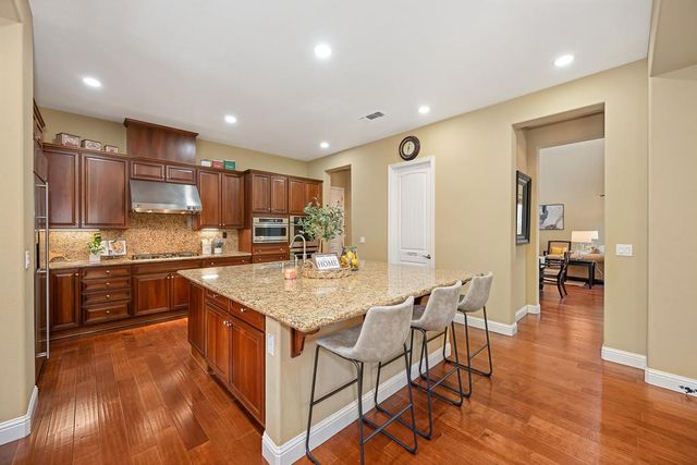 2285 Beckett Dr, El Dorado Hills, CA 95762