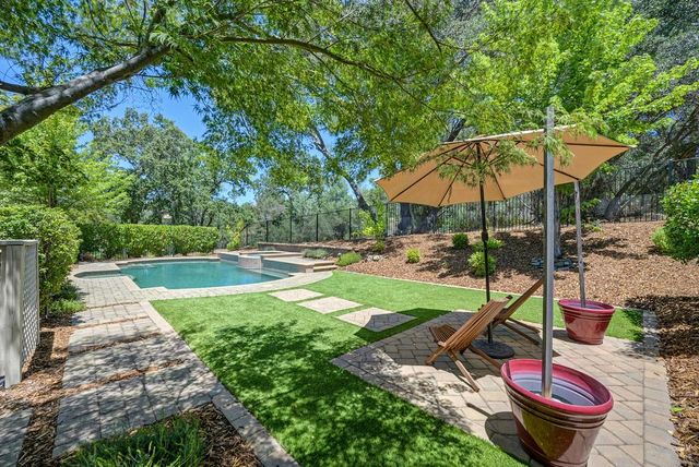 2285 Beckett Dr, El Dorado Hills, CA 95762