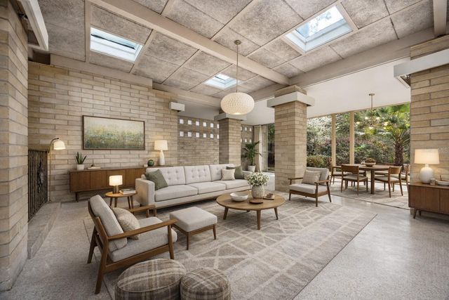 2010 NW 32ND TERRACE, Gainesville, FL 32605