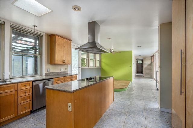 2010 NW 32ND TERRACE, Gainesville, FL 32605