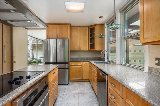 2010 NW 32ND TERRACE, Gainesville, FL 32605