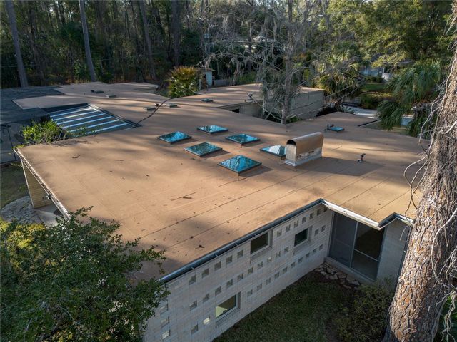 2010 NW 32ND TERRACE, Gainesville, FL 32605