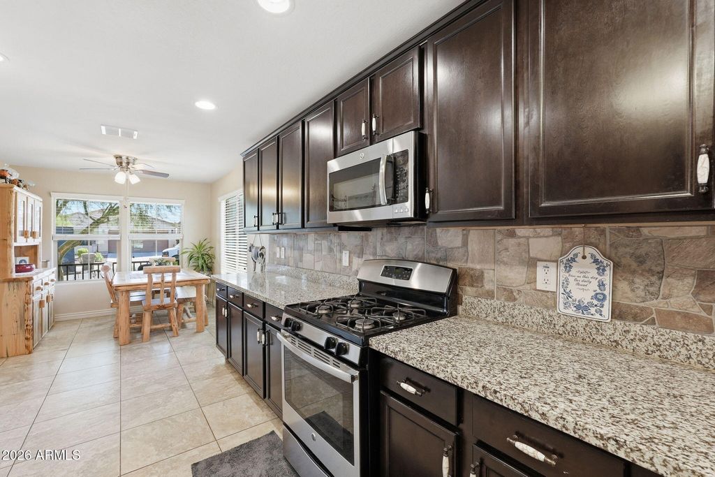 Image 11 of property listing at 4036 S 183RD Lane, Goodyear, AZ 85338