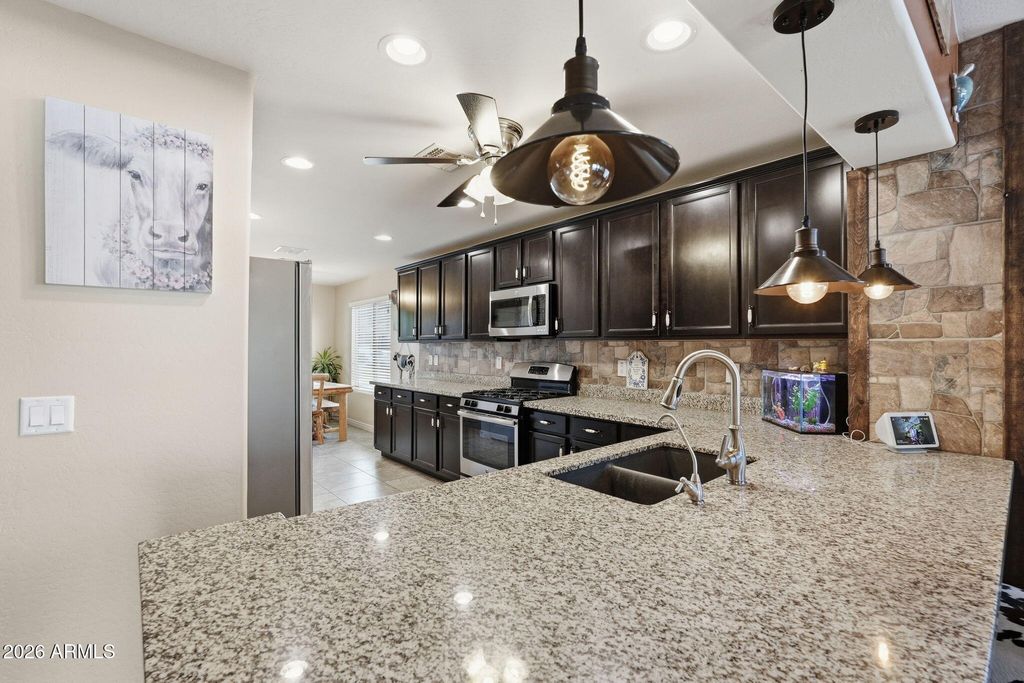 Image 12 of property listing at 4036 S 183RD Lane, Goodyear, AZ 85338