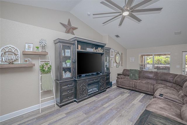 1091 COMFORT LANE, North Port, FL 34288