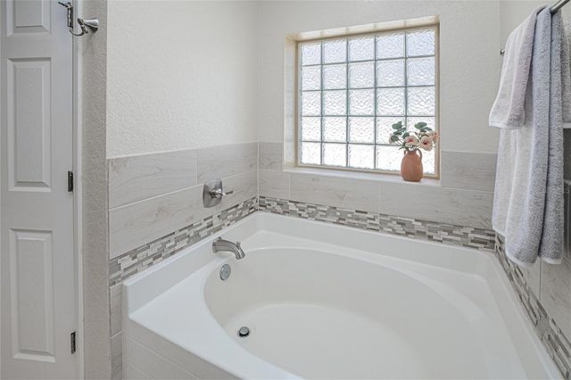 1091 COMFORT LANE, North Port, FL 34288
