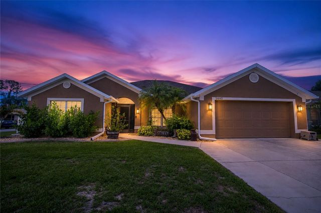 1091 COMFORT LANE, North Port, FL 34288
