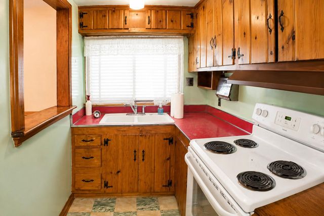 4502 MAPLE RD, Suitland, MD 20746