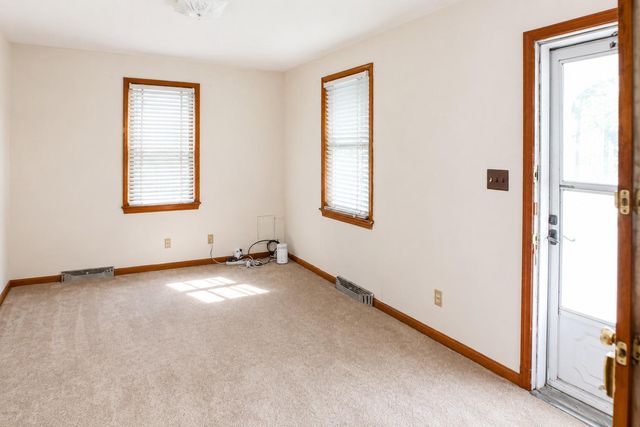 4502 MAPLE RD, Suitland, MD 20746