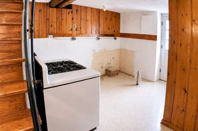 4502 MAPLE RD, Suitland, MD 20746