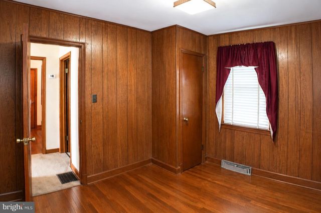 4502 MAPLE RD, Suitland, MD 20746