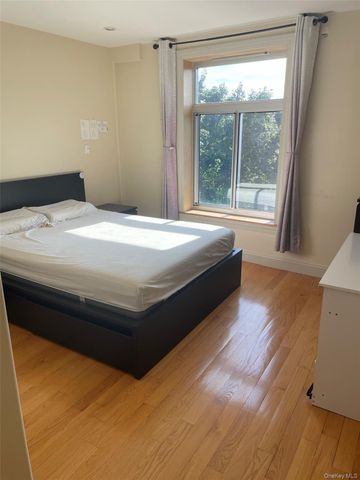 65-38 Austin Street 4D, Rego Park, NY 11374
