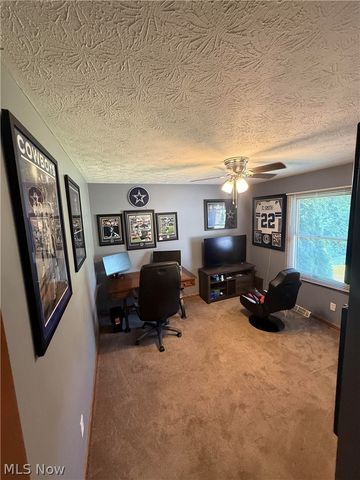 3874 April Drive, Uniontown, OH 44685