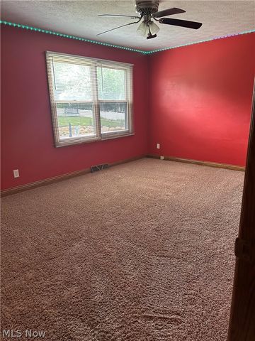 3874 April Drive, Uniontown, OH 44685