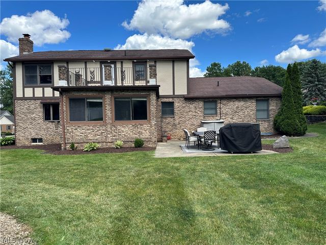 3874 April Drive, Uniontown, OH 44685