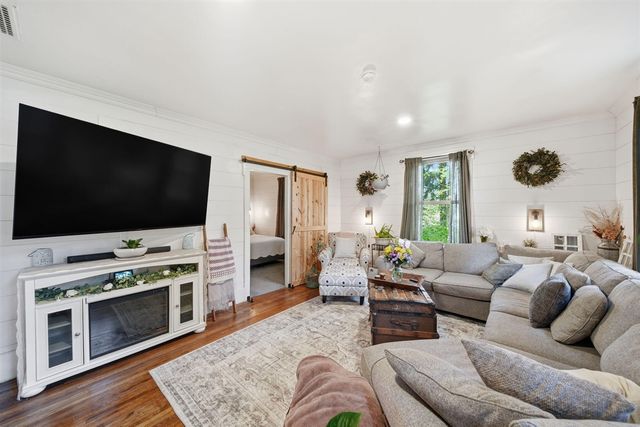 11242 Devereaux Road, Parma, MI 49269