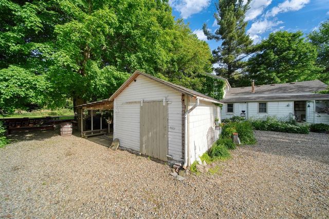 11242 Devereaux Road, Parma, MI 49269