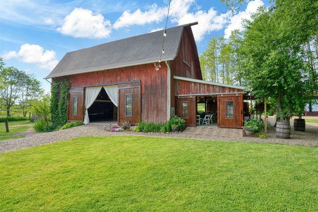 11242 Devereaux Road, Parma, MI 49269
