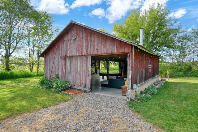 11242 Devereaux Road, Parma, MI 49269