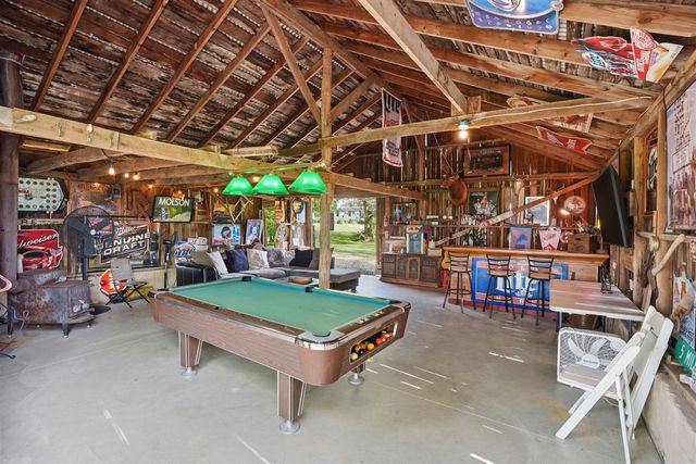 11242 Devereaux Road, Parma, MI 49269