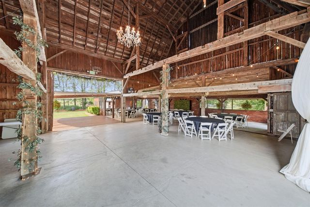 11242 Devereaux Road, Parma, MI 49269