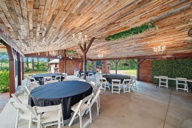 11242 Devereaux Road, Parma, MI 49269
