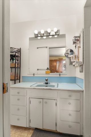 1915 E 38th Ave, Spokane, WA 99203