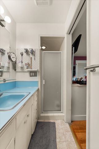 1915 E 38th Ave, Spokane, WA 99203