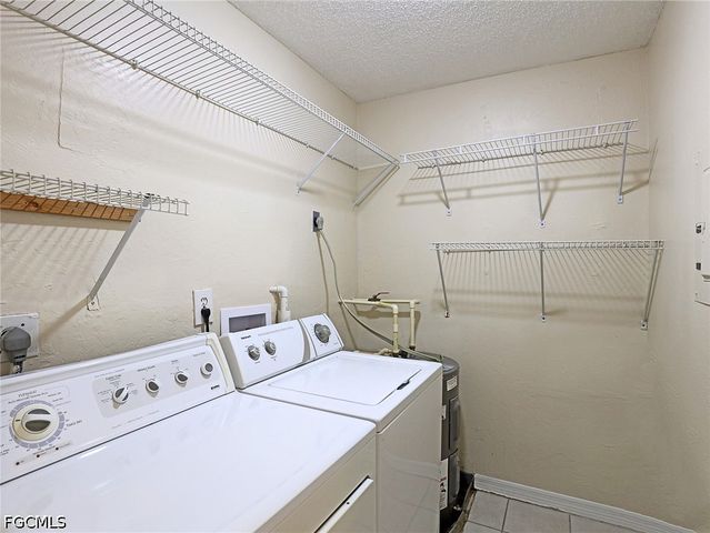 1420 Park Shore CIR 3, Fort Myers, FL 33901