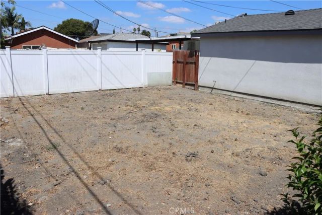 1126 E 106th Street, Los Angeles, CA 90002