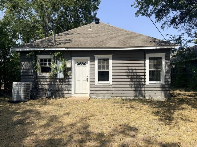 1222 W Morton Street, Denison, TX 75020