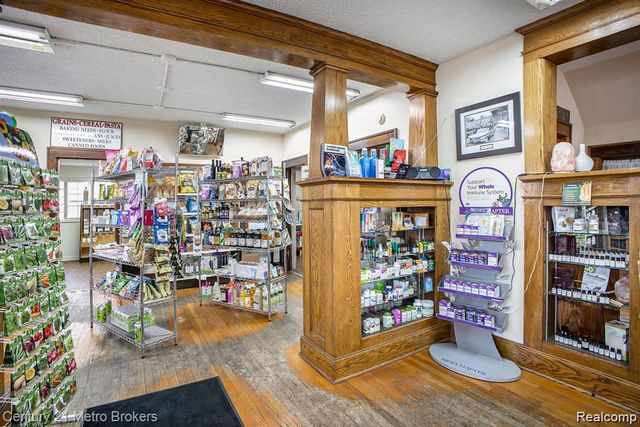 809 Church Street, Flint, MI 48502