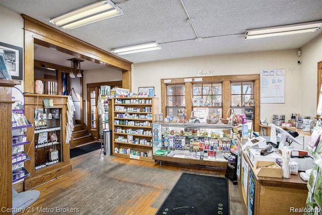 809 Church Street, Flint, MI 48502