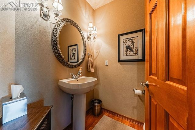 1630 Oakmont Drive, Colorado Springs, CO 80921