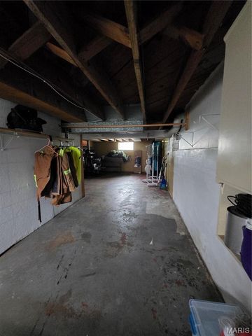 105 S Carleton Street, Farmington, MO 63640