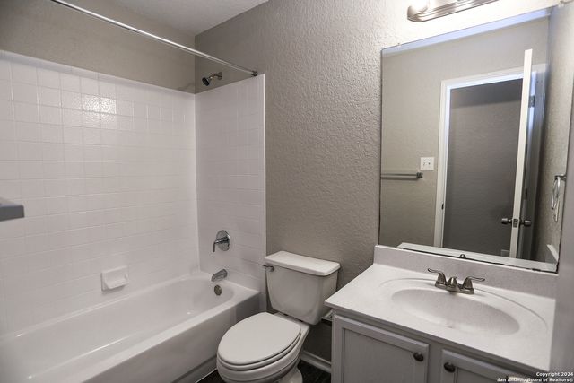 344 SCENIC MDW, New Braunfels, TX 78130