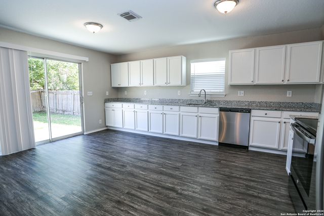 344 SCENIC MDW, New Braunfels, TX 78130