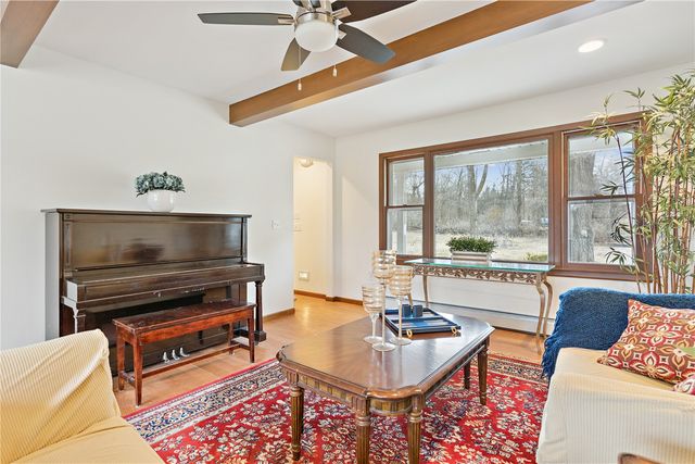 600 Carlton Road SE, Cedar Rapids, IA 52403