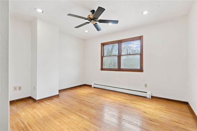 600 Carlton Road SE, Cedar Rapids, IA 52403