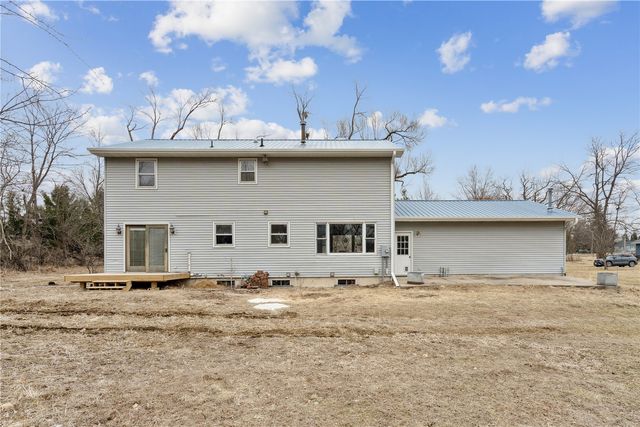 600 Carlton Road SE, Cedar Rapids, IA 52403