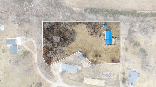 600 Carlton Road SE, Cedar Rapids, IA 52403