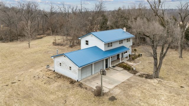 600 Carlton Road SE, Cedar Rapids, IA 52403