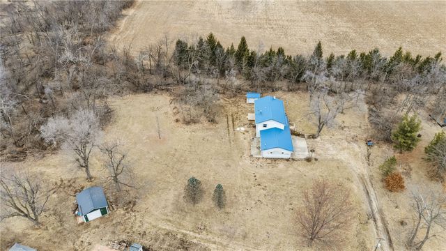 600 Carlton Road SE, Cedar Rapids, IA 52403