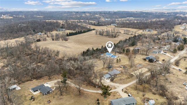 600 Carlton Road SE, Cedar Rapids, IA 52403