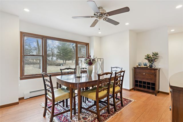 600 Carlton Road SE, Cedar Rapids, IA 52403